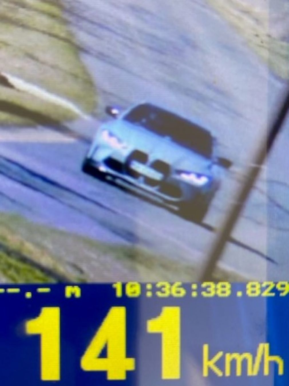 24-latka pędziła BMW 141 km/h w terenie zabudowanym