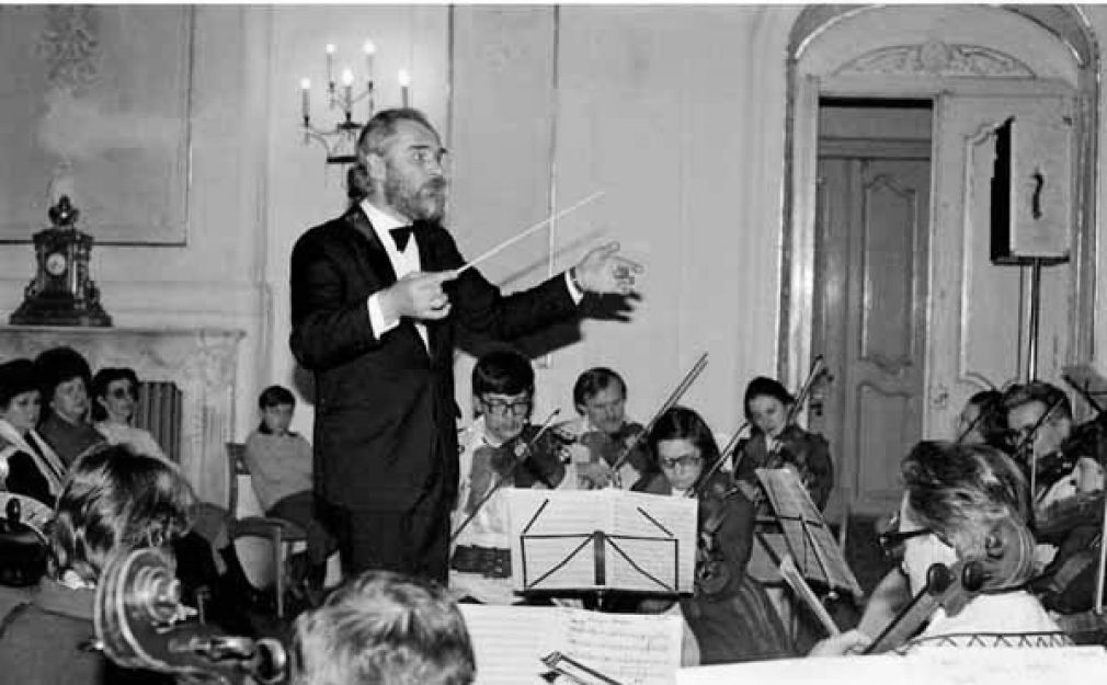 Pracę z Polską Orkiestrą Włościańską rozpoczął już w 1969, i z przerwą w latach 1975-1986, trwała ona do roku 2006, zdjęcie ze zbiorów Tadeusza Adamczuka, www.wolnystrzelec.ezamosc.pl