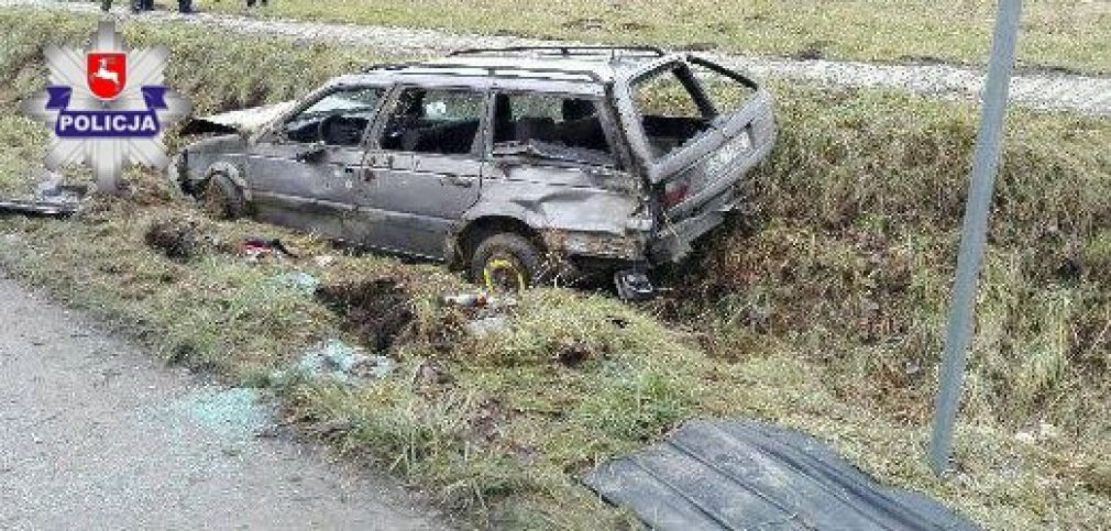 Dachowanie volkswagena. Kierowca miał ponad 3 promile