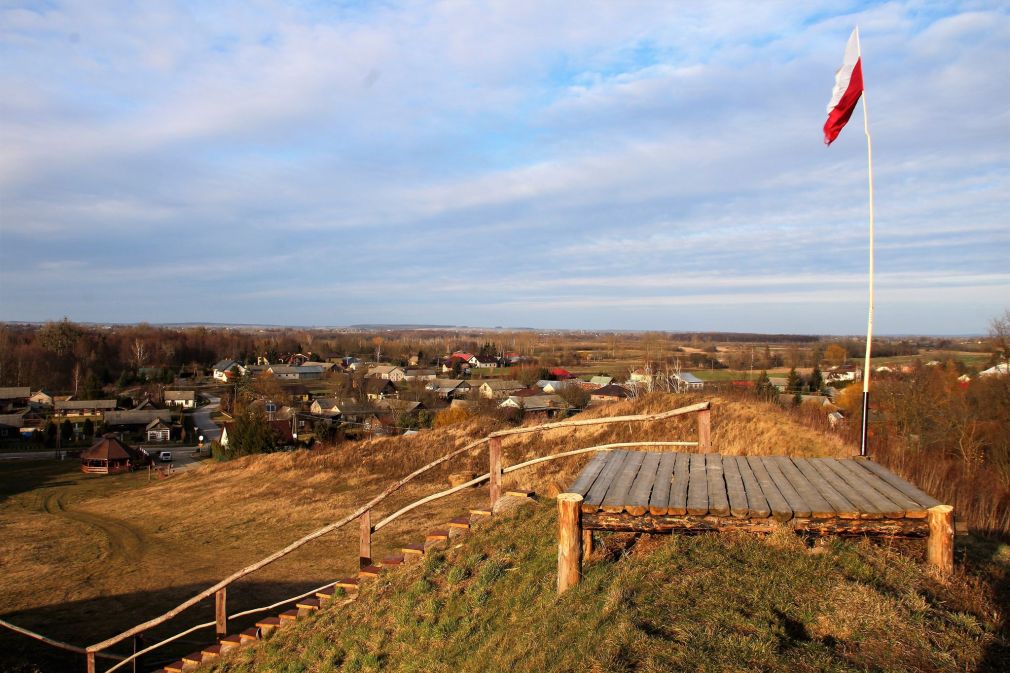 Na grodzisku w Sąsiadce, foto: Bogdan Nowak