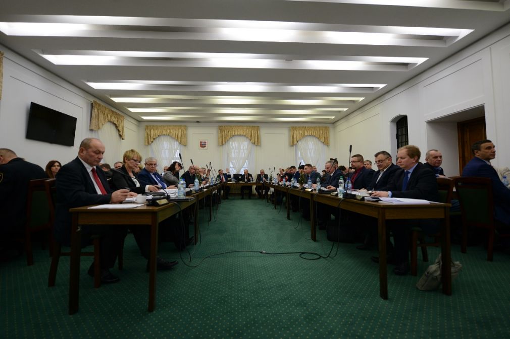 Zobacz czym zajmą się zamojscy radni na najbliższej sesji Rady Miasta, foto: archiwum (zdjęcie poglądowe)