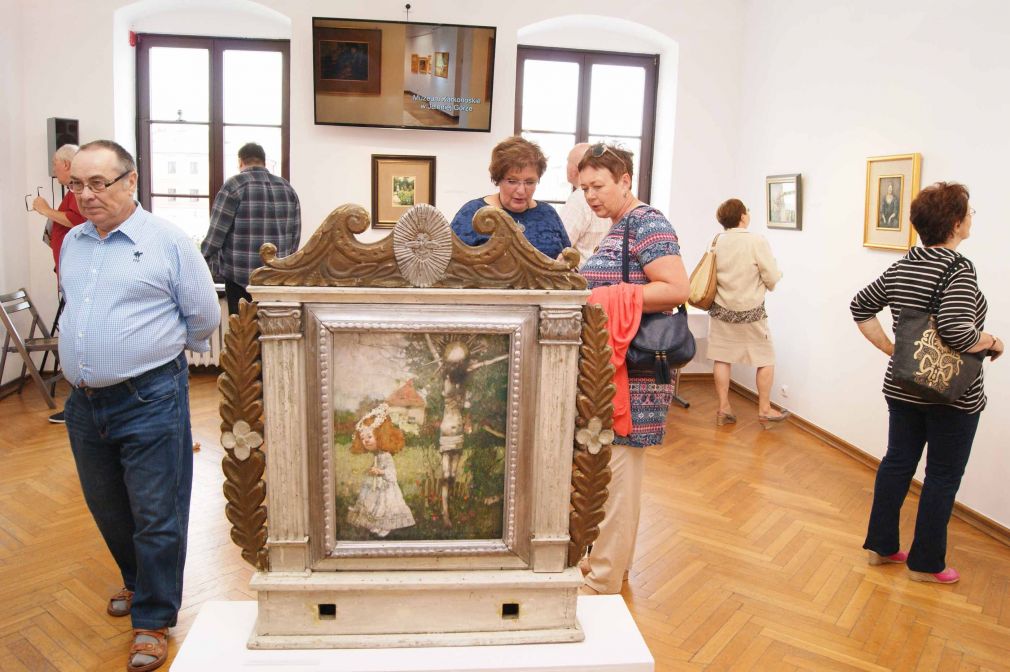 Obrazy Jerzego Dudy Gracza w BWA, fot. Janusz Zimon (materiał nadesłany)