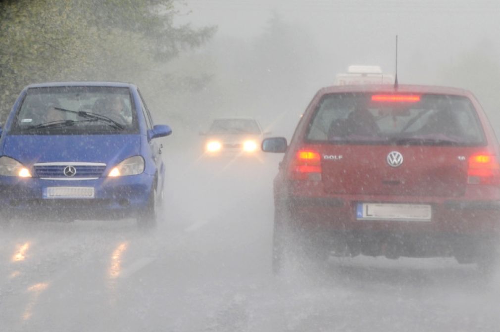 Ma spaść do 35 litrów wody na metr kwadratowy, foto: archiwum ezamosc.pl (zdjęcie poglądowe)