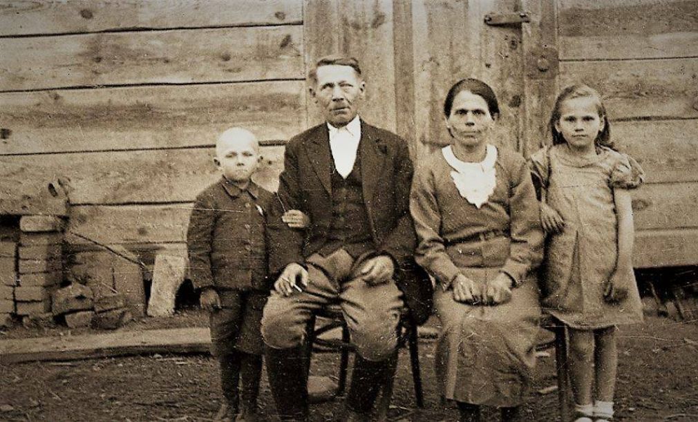 Wernisaż nowej, skierbieszowskiej wystawy odbył się w niedzielę (19 listopada), foto: ze zbiorów Adama Gąsianowskiego
