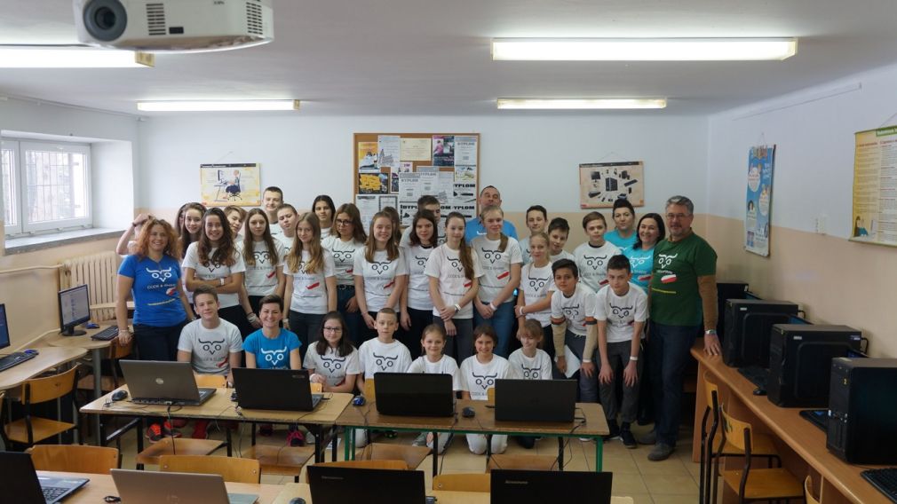 Ósemka biła rekord w biciu rekordu Guinnesa Code & Shere Programuj z klasą, foto: materiał nadesłany