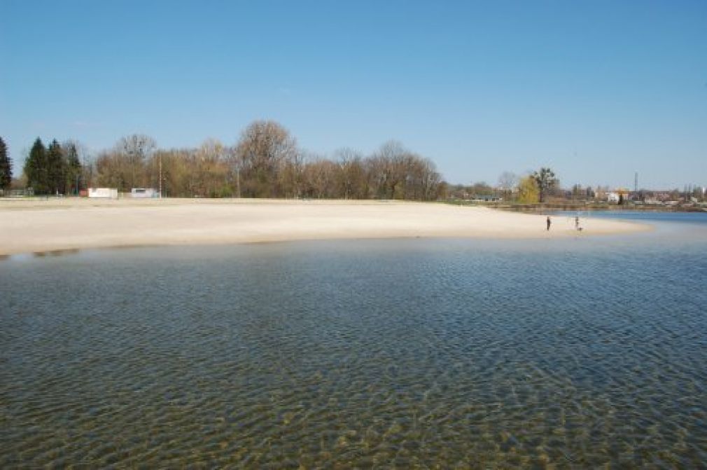 Ciało 22-latki zauważyli wędkarze łowiący ryby, foto: archiwum (zdjęcie poglądowe)