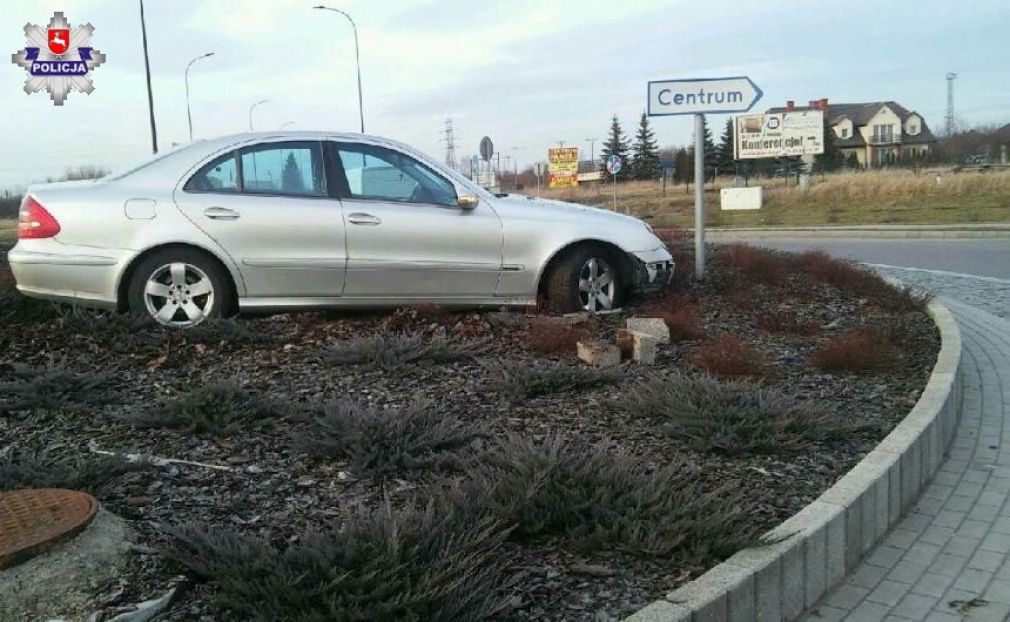 Kierowca tłumaczył się, że nie wyhamował, foto: Policja