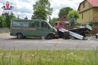 Zderzyły się dwa pojazdy - marki Daewoo Lublin i Mercedes, foto: Policja