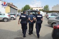 Kryminalni zatrzymali obu mężczyzn i umieścili w policyjnym areszcie, foto: Policja