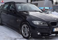 Kierowca BMW wjechał w zaspę. Był pijany i miał przy sobie narkotyki